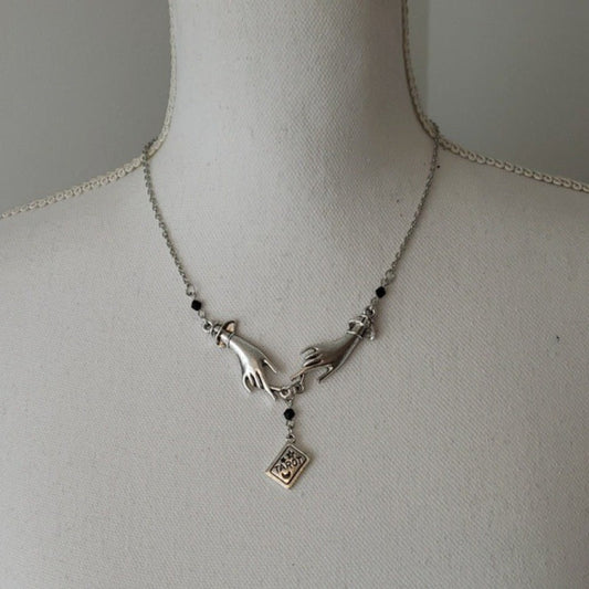 Tarot Witch Point Alphabet Necklace Pure Ember