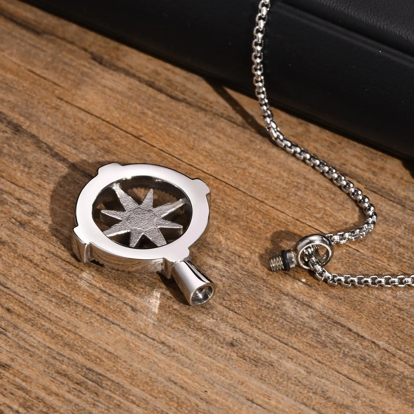 Navigation Compass Necklace, Stainless Steel Urn Cremation for Ashes