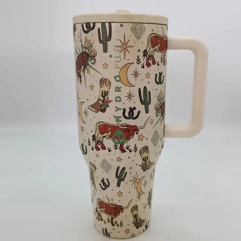 Western-themed HydroJug Gobelet 40OZ Voyageur Thermos with cowboy and cactus illustrations, perfect for unique hydration style.