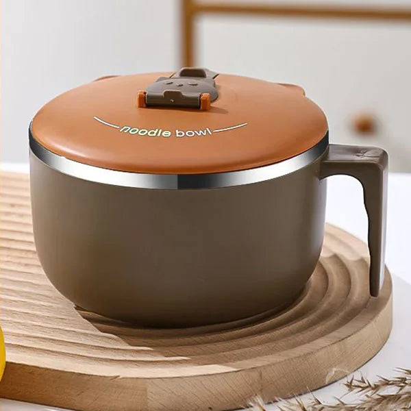 Brown Instant Noodles Ramens Bowl with orange lid, combining eco-friendly design and portability for noodle lovers.