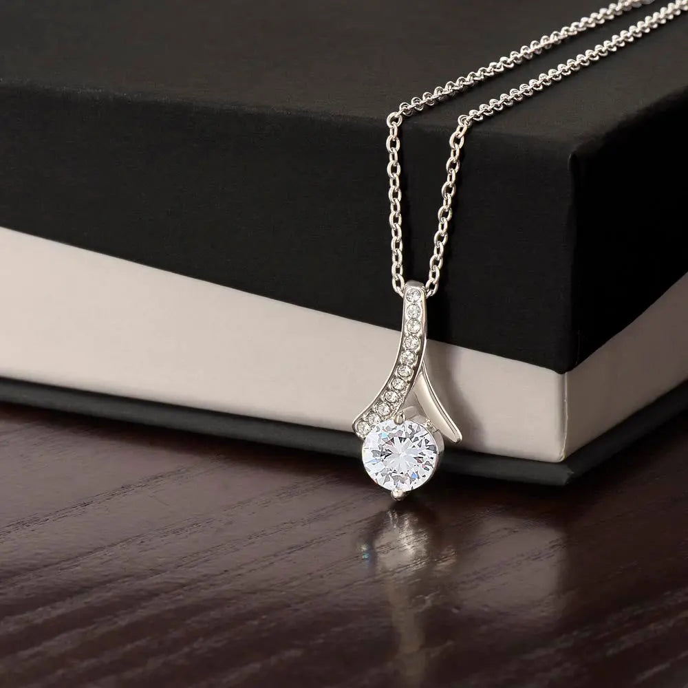 Alluring Beauty Pendant Necklace silver