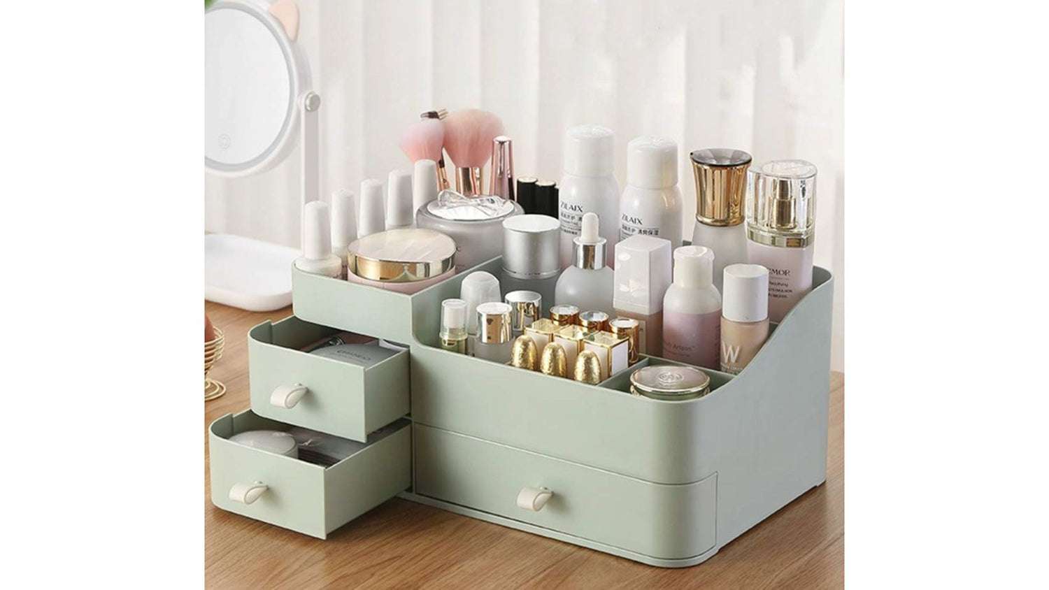 makeup storage and organization