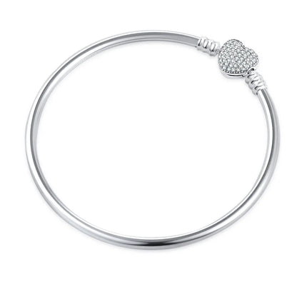 silver charm bracelet with Demonte heart pandora dupe